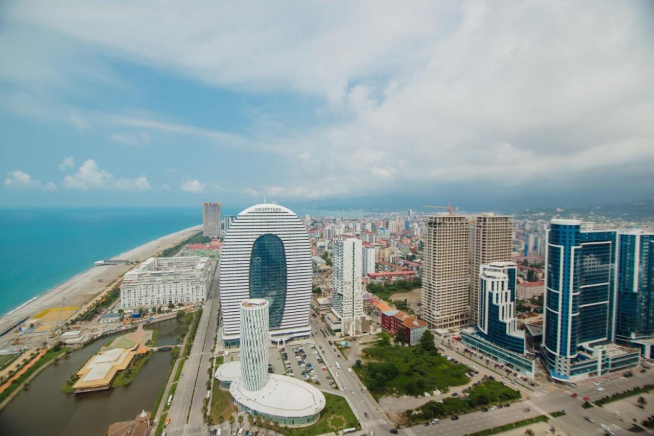 Orbi City Towers Batumi Bagian luar foto