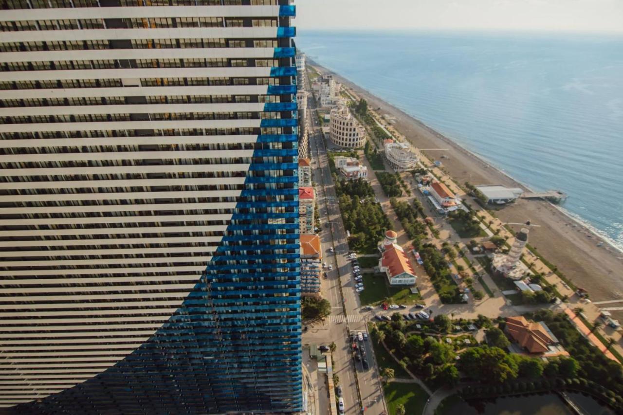 Orbi City Towers Batumi Bagian luar foto