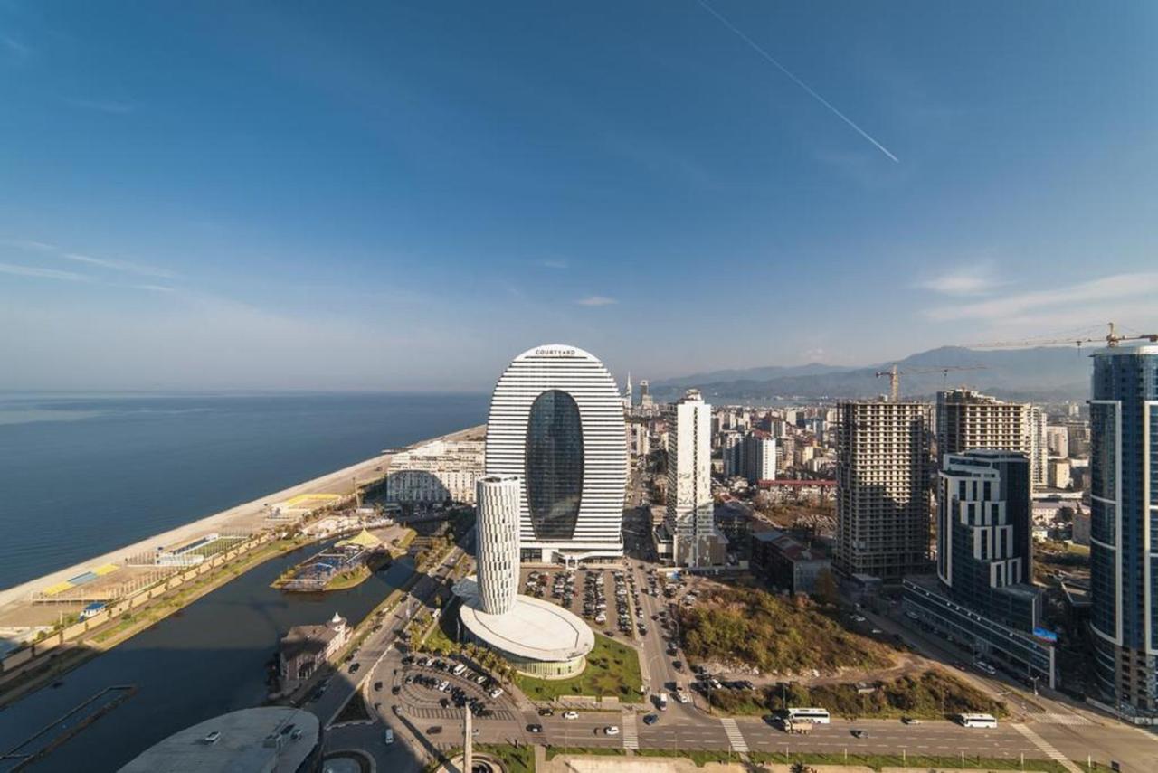 Orbi City Towers Batumi Bagian luar foto