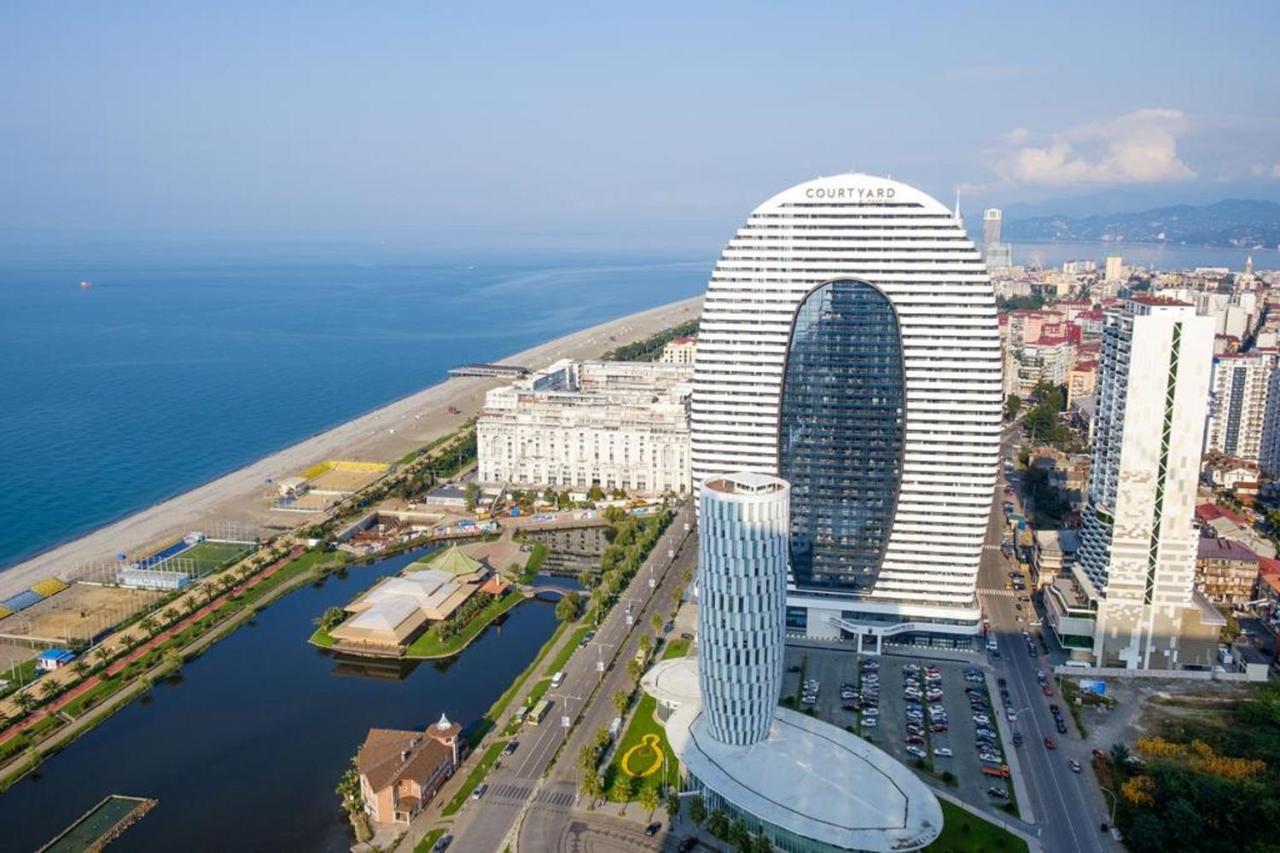 Orbi City Towers Batumi Bagian luar foto