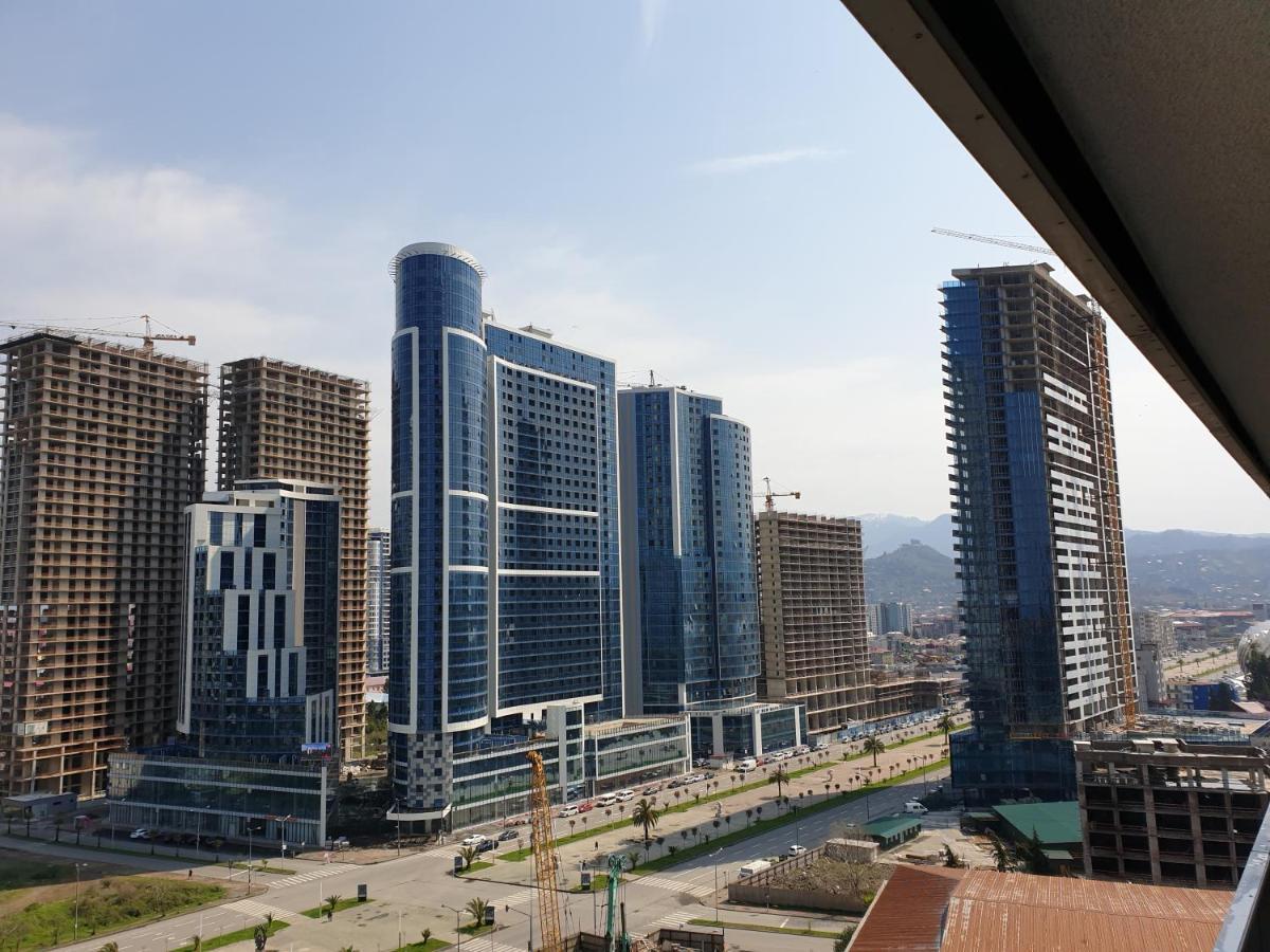 Orbi City Towers Batumi Bagian luar foto